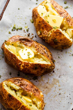 CHRISTMAS PRE ORDER - Roast Potatoes